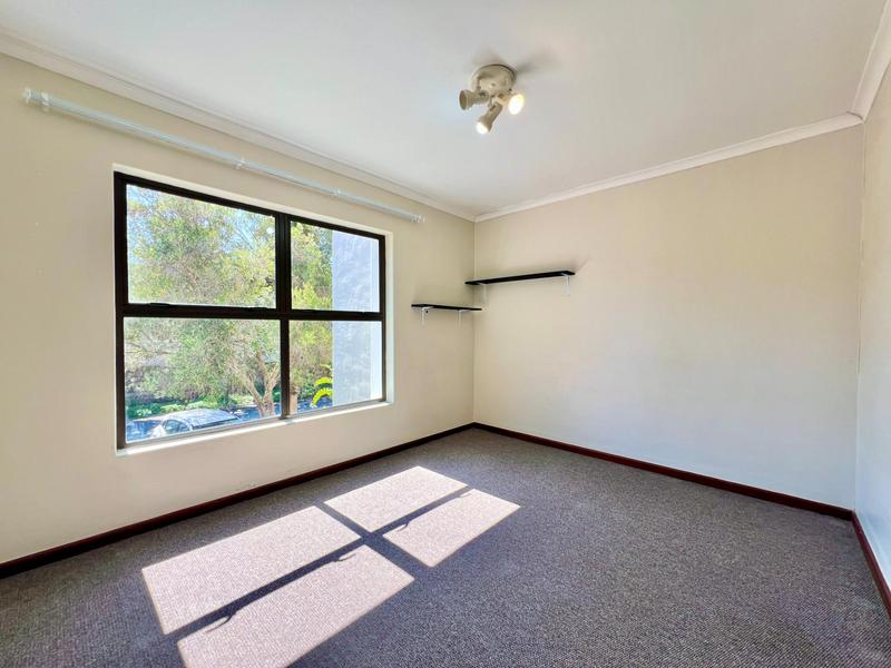3 Bedroom Property for Sale in Beach Estate Western Cape